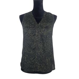 5/$15 Converse Green Geometric Button Blouse